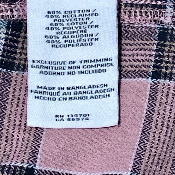 Flannel Plaid Top (M) - Picture 4 of 4